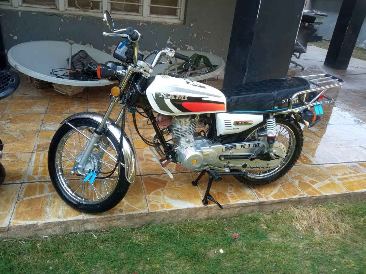 السلام عليكم دراجة نامة موديل 25 للبيع دراجة مكفولة اوراق مكاني بابل شارع80 مامتواجد على فيس اتصل وبيك خير وتدلل *********** سعرها 590 وبيها مجال للشراي
