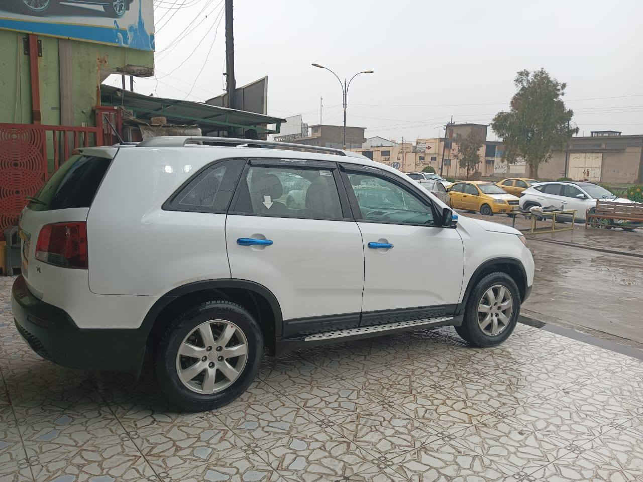 سورنتو للبيع موديل ٢٠١١ ضرر جاملق بدون دواخل محرك 6 رقم كركوك دولي السعر ١٤٣ بيها مجال هاذه رقمي ***********
