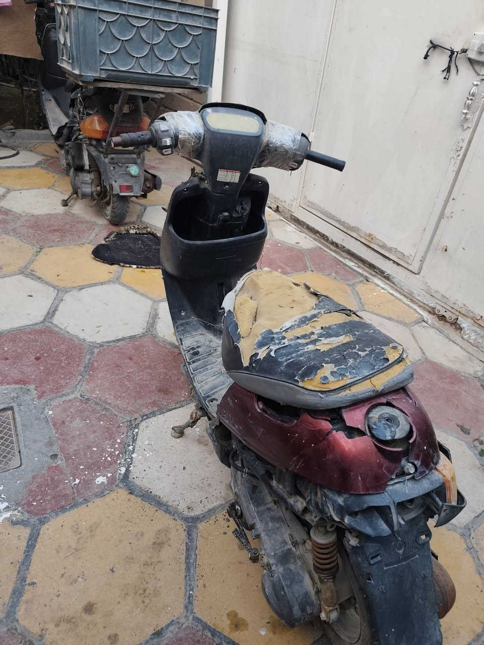 سلام عليكم بتره 60 شغاله نكره هندر مكينته حلوه مكاني ناصريه ناحيت السديناويه السعر (100) الدرجه ابيعه كوم حديد رقمي ***********
