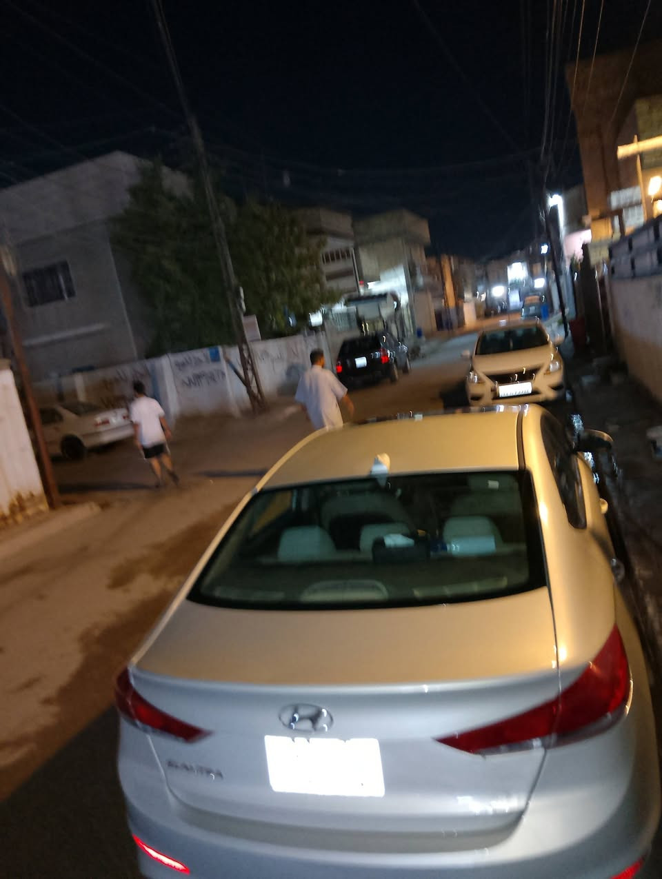 السلام عليكم سياره الانتره موديل الفين 2017 سياره فول مواصفات تشغيل بصمه كامره خلفي رادارات حساس امامي خلفي سياره مال جناي موبياع شراي رقم الهاتف ***********📞☎️
