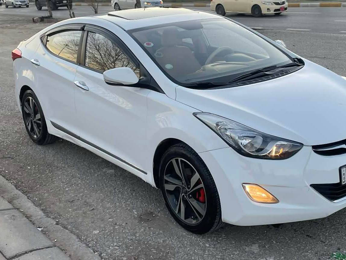 هوندا ئه لينترا٢٠١٤
مه كينه گه وره
قه پات مواصه فات
سه نه وي تازه يه تا٢٠٣٠
هه زه ي تازه يه
بي بوياخ
سعري١٢٦
***********
*********** السليمانية, العراق
