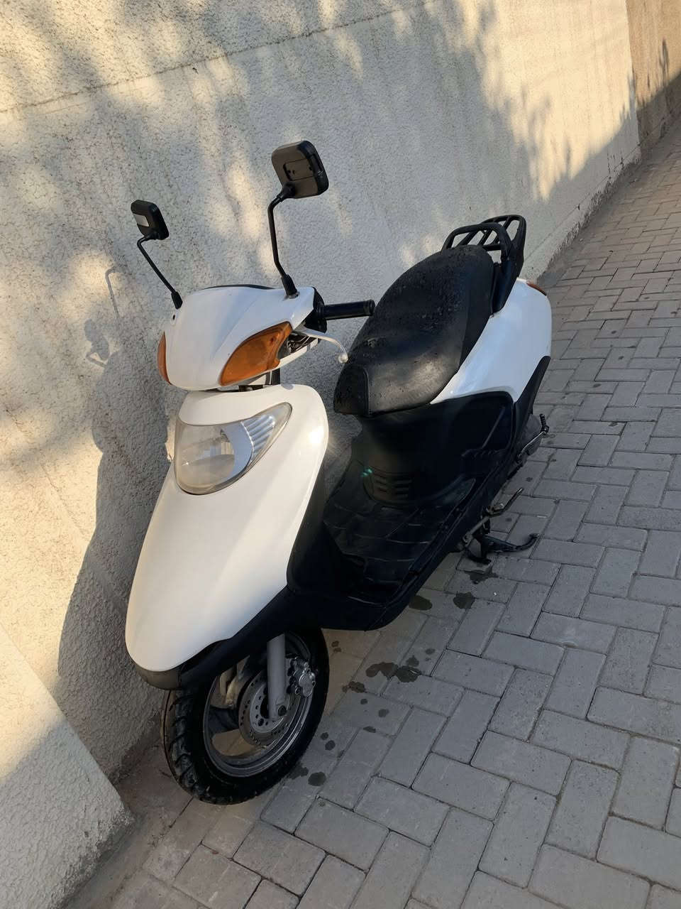 السلام عليكم اخوان للبيع دراجه سبيسي ياباني سرعه
100 كفراتها كلها نضاف وجدد وكهربائياتها كامله من كلشي تشتغل سلف وهندر دراجه نقصها كلج خلفي وبنز بريك غير هذا كلشي مابيها مكاني بغداد على الصالح وقفلها 300 وهذا رقمي ***********
