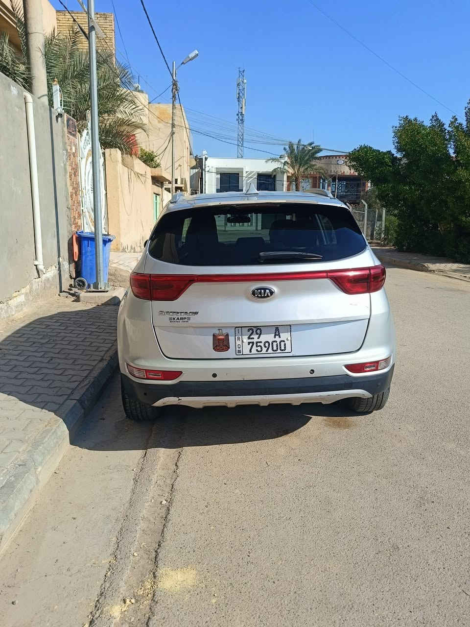 2017 أمريكي بلا دواخل 2400
سعرها 145
ورقمها حلو منكول مميز مكانها الكوت
للاستفسار ***********
