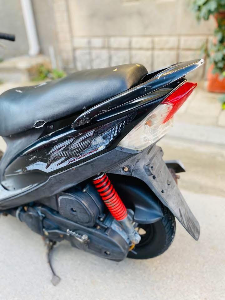 للبيع ماكس عدله  دراجه نضيفه وجديده
سلف هندر  كهربائيات اشاير  سكن عالي ناصي كامله الدراجه ومابيه نقص 50 ابلاد 
 رايده 750 وبيه مجال ناصريه مركز 
 ***********
