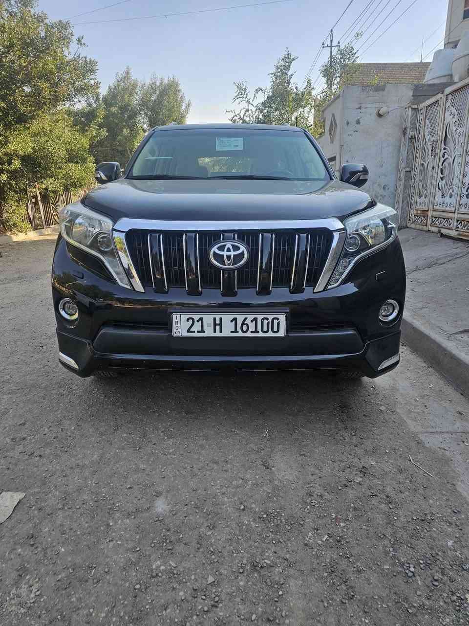 سلام عليكم عندي سياره البيع برادو موديل 2017 رقم سليمانيه سيارة فول موصفات مكفول كفاله عامه سيارة حلوه وجديده عنوان بغداد ولشراي يتصل عل رقم ***********
