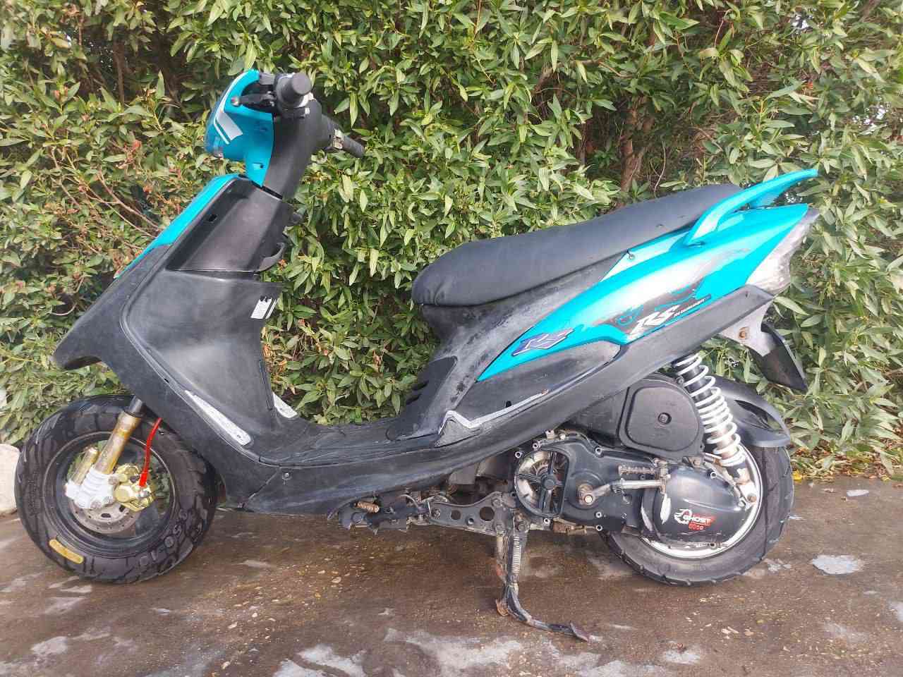 سلام عليكم
للبيع ماكس عدلة بوشة 49 مفتوحه شلعة و معدل حلو دراجة كهربائيات كله شغاله سلف هندر اشاير لايت بك لايت كله شغال مناقصه شي 
سعر 500 وبيه مجال 
مكاني كربلاء 
للاستفسار / ***********
