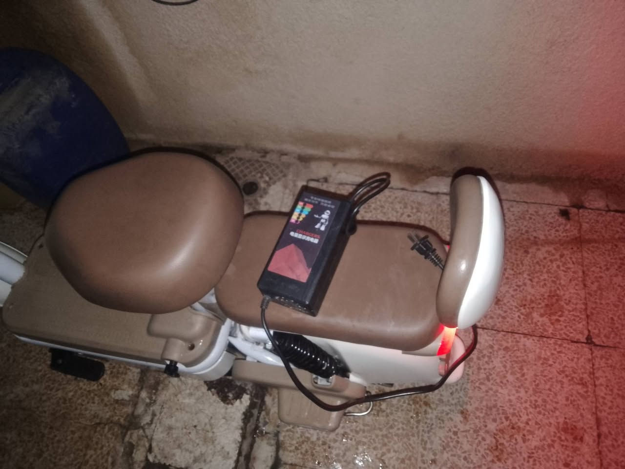 ماطور شحن للبيع  جاهز من كل شي مع الشاحنه   م.     ***********
حجم 14 السعر 250 بيه مجال
