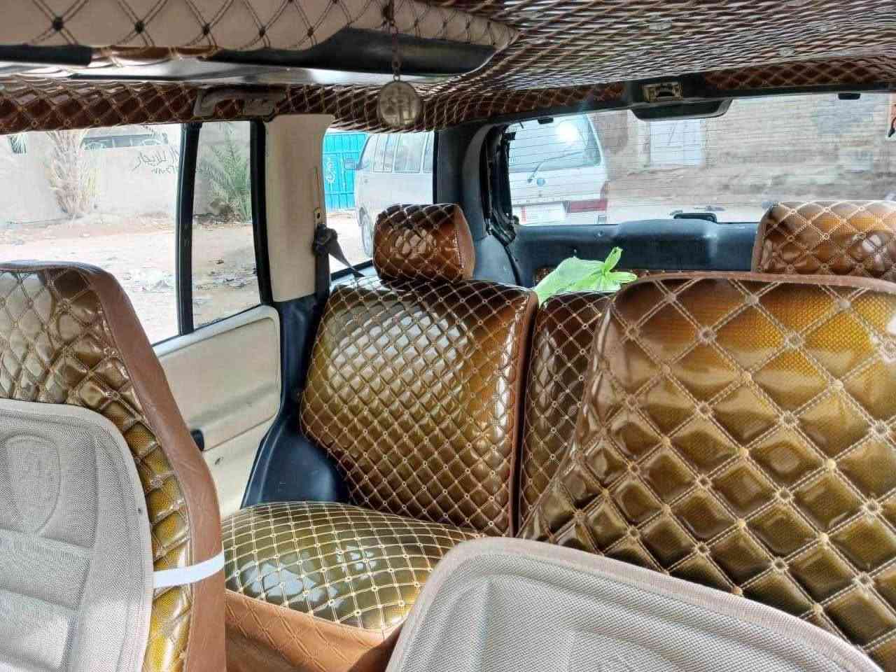 سلا عليكم 
جيب 96 سياره جاهزه محركه ففتي رقم بغداد اليشتري شرط يداور بسمه سعره 35وبيه مجال لطيبين *********** ناصرية, ذي قار
