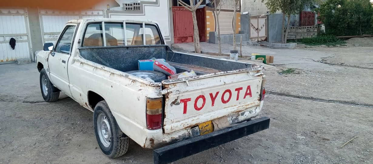 سڵاو هاوڕێیان
ئەم پیکابە بۆ فرۆشتن
مۆدێل ٨٥
ماڵی کەسابەت 
بە شەرتی گێڕ و مەکینە و ئەکسل
وە بە شەرتی سەنەوی و ئەوەلیات
شوێن: کەلار -سمود
ژم:***********
