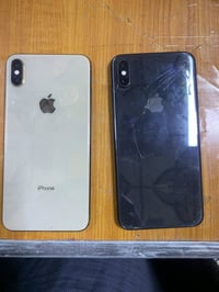 اكس ماكس العدد 2  واحد ذهبي وثاني اسود  مبدل بطاريات فقط وشرط  ذاكره 2...