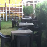 ميز العدد 20  80×80   كرسي العدد 60   للبيع  البنوك شارع المشاتل  السع...