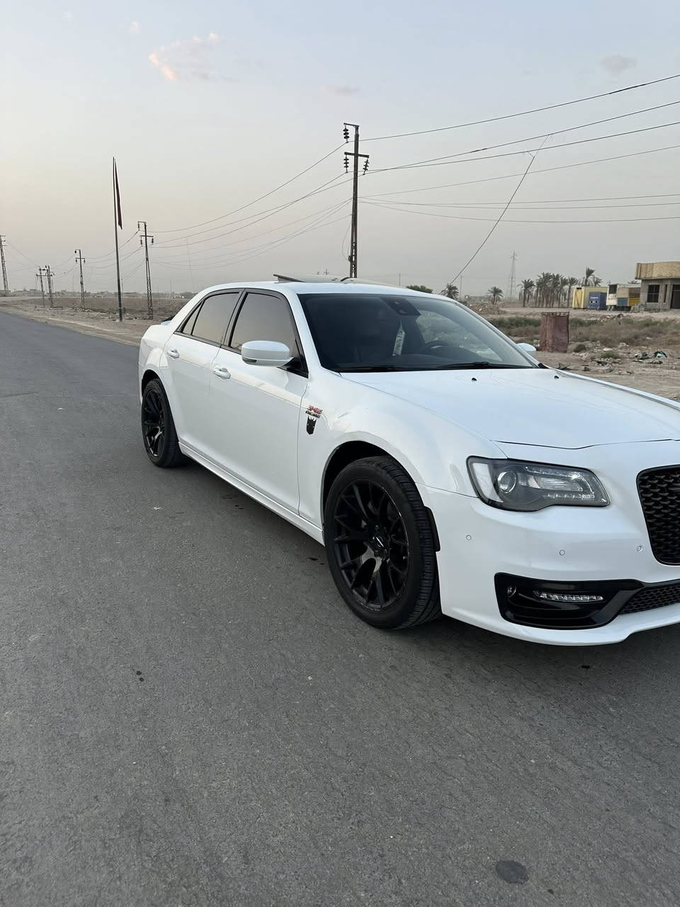 كرايسلر  اوباما 300S
الموديل2023  . (امريكي) . دخول جديد آخر صدار 
العداد :9 آلاف 
المحرك : V8 5700L . . 
  منفيس بسمي 
السياره جاهزه من كل شي 
حادث بنيد وجاملغ وباب أصليات وكالة نفس ألون بدون شاصي 
 فول الفول 1/1 
المواصفات : 
*ردار امامي 
*ردار جانبي 
* الواجهة الأمامية SRT. 
*خمسة أنظمة قيادة 
* پانوراما . 
* نقطة عمياء . 
* ستيرن كهرباء 
*خزن ميموري
*حساسات امامية . 
* مصابيح امامية زنون مع LED . 
* ويل قياس 20 أنج . هلكات USA
* حساسات خلفية . * . 
* شاشه كبيرة .
* سستم صوت 
* مقاعد أمامية كهربائية عدد 2 . 
* مقاعد أمامية  تدفئة .  . تبريد
*مقاعد الخلفية تدفئة 
* تشغيل عن بعد .  
* محدد سرعة . 
* تلفون بلوتوث . 
* كاميرا خلفية .
* مرايا متحسسة للاضاءة العالية .
*مرايا قلاب 
*اشاير بالمري 
* كير شفتر بالستيرن . 
* دخول ذكي (بصمة) . 
*جناح خلفي أمريكي 
*نظام مصابيح رماش 
*أربع بصمات وياها 
*نظام قطع نار 
*ويل هلكات اصلي أمريكي 
وفيها شغلات تزويد أمريكي هواي 
للاستفسار اكثر 
مكاني البصرة 
الهاتف
***********
