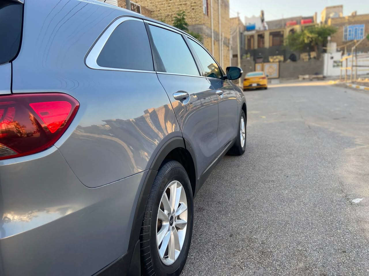 سورنتو موديل 2020 وارد امريكي 

سبعه راكب ٤ سلندر 
سياره جاهزه كير مكينه حداديه 

شاشه بلاد 
الحادث مرفق مع الصور 
السعر ١٦٥ وبيها مجال 

العنوان ذي قار الشطرة 
***********
