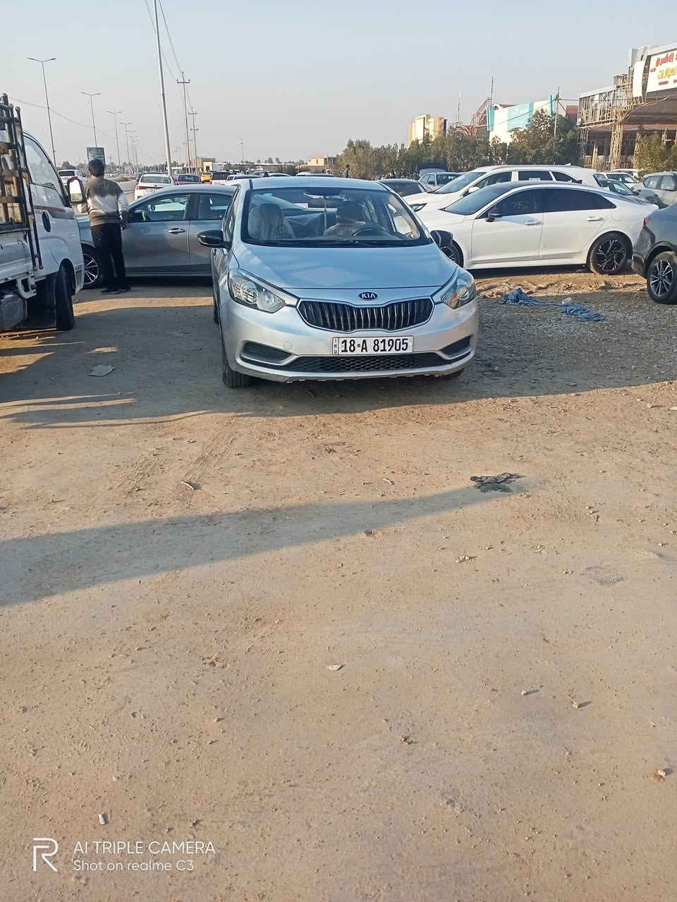 سيراتو 2015. جاهزه بيه رش صبغ فقط  السعر ولاستفسار ***********///***********
