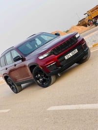 جيب كراند شيروكي 2024 لمتدد بلاك توب   ماشيه 9000 mil , لون ماروني .  ...
