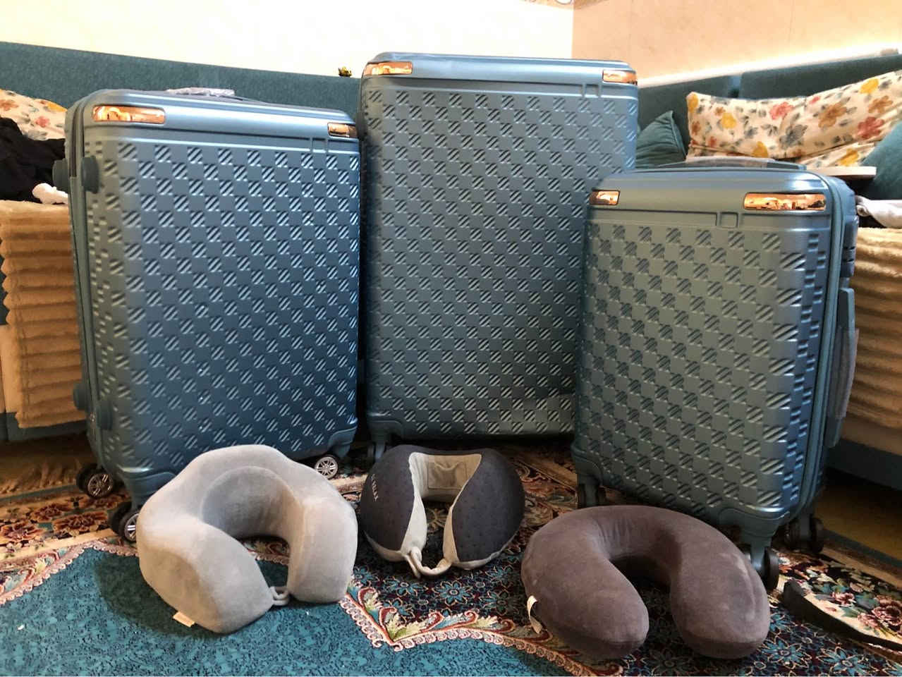 ٣ شنط سفر امزون اصلية جديدة مع ٣ اسفنجات الرقبة الاصلية
١٢٠ الف
اربيل روشنبيري أربيل, العراق


**إذا كنت صاحب هذا الإعلان وتريد حذفه لأي سبب، رجاءا أرسل رسالة إلى الدعم الفني**