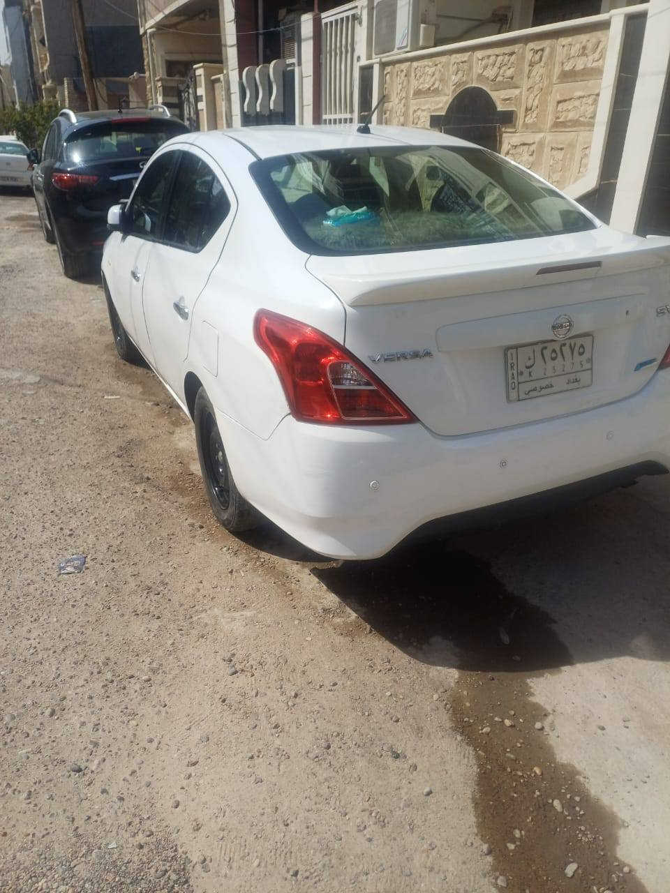 فيرسا مديل ١٣ سنويتها تسقط ب  ٢٧ رقم بغداد مكانها هم بغداد مكينة وكير وتبريد وصدر كله جديد والسيارة جاهزه منكلشي وضربتها بابين السايق وجاملوغ الأيمن الامام بسمبدل ومحدثهه مال٢٥  
سعرها 80 وبيها مجال


**إذا كنت صاحب هذا الإعلان وتريد حذفه لأي سبب، رجاءا أرسل رسالة إلى الدعم الفني**