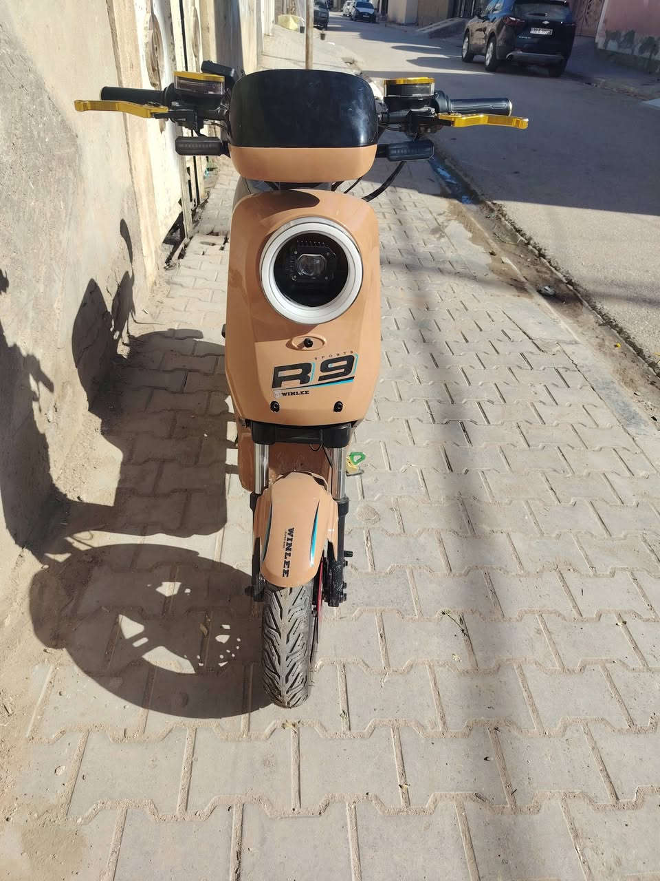 دراجه شحن R9 للبيع
السعر 500 وبيه مجال

الرقم;*********** + حساب الفيس
