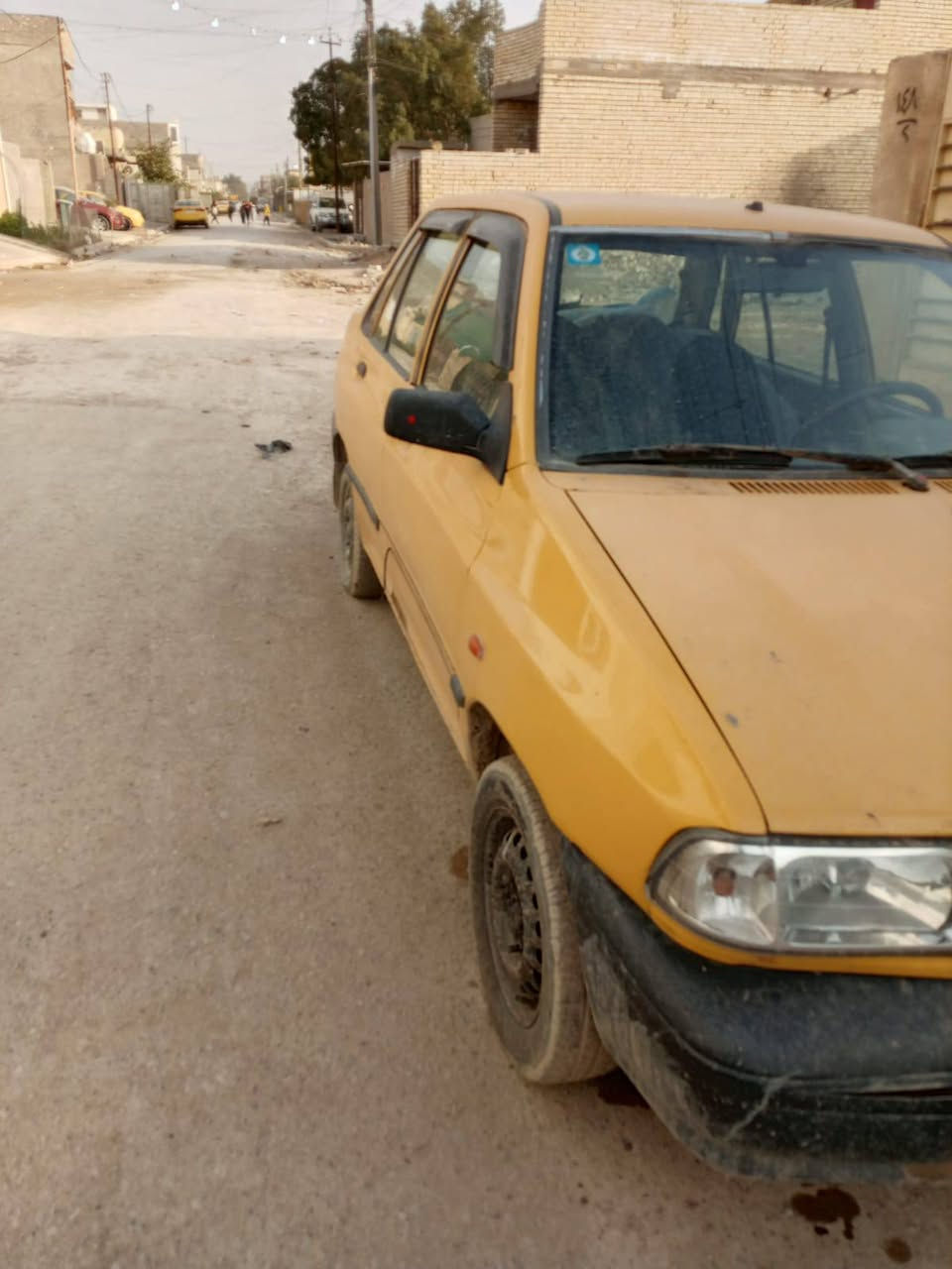 السلام عليكم
سايبه للبيع ٢٠١١ كير مكينه خير من الله شواصي مكفولات رقم دولي سنوية ‭2030‬ تخم تاير جديد مصفره هيئه وغرامات سياره بأسمنه السعر 25 وبيها مجال حك الجية التواصل واتساب  على الرقم ***********
