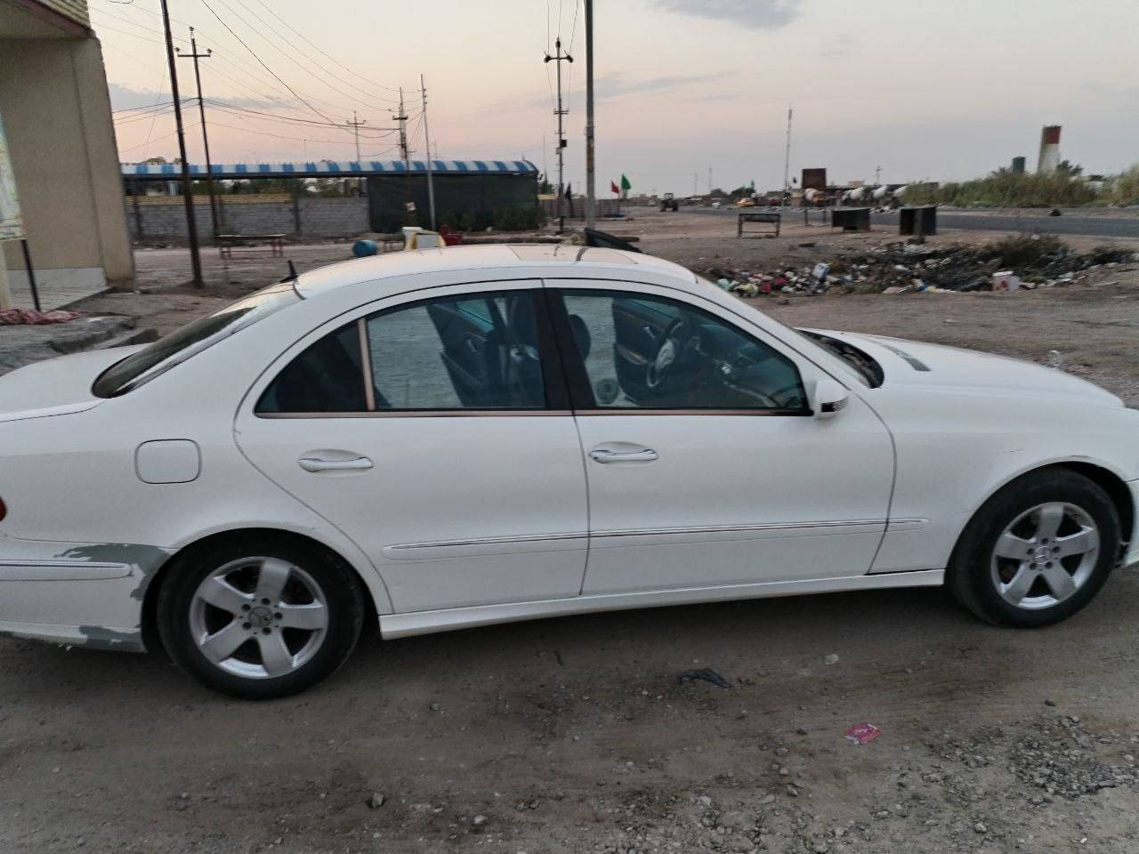 مارسيدس أم  211 مديل 2003 وارد ياباني للبيع المكان ناصريه سوق الشيوخ الاتصال على الأرقام التاليه *********** ***********
