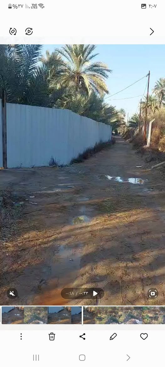 سلام عليكم قطعه ارض زراعيه سنه 25
المساحه 300 م
النزال 30
الواجه 10
المكان كربلاء شارع الحسينيه قرب الكنطره البيضه 
السعر خاص 
للأتصال ***********
ممتواجد ع الفيس فقط اتصال
