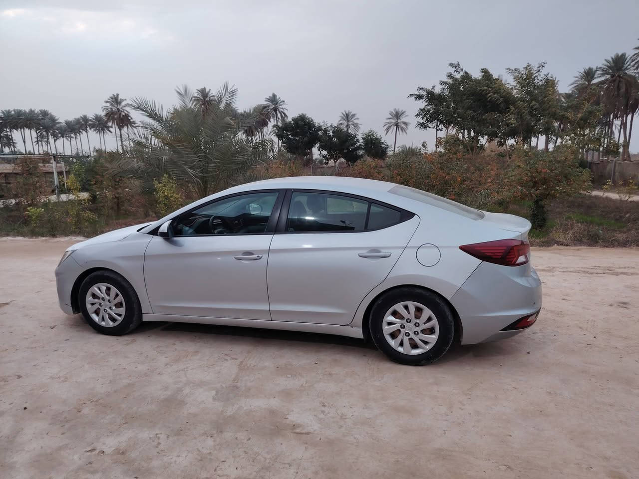 سلامه عليكم النتره البيع 2019مواصفات عميه تحويل باشر رقم بغداد المكان بغداد *********** /***********
