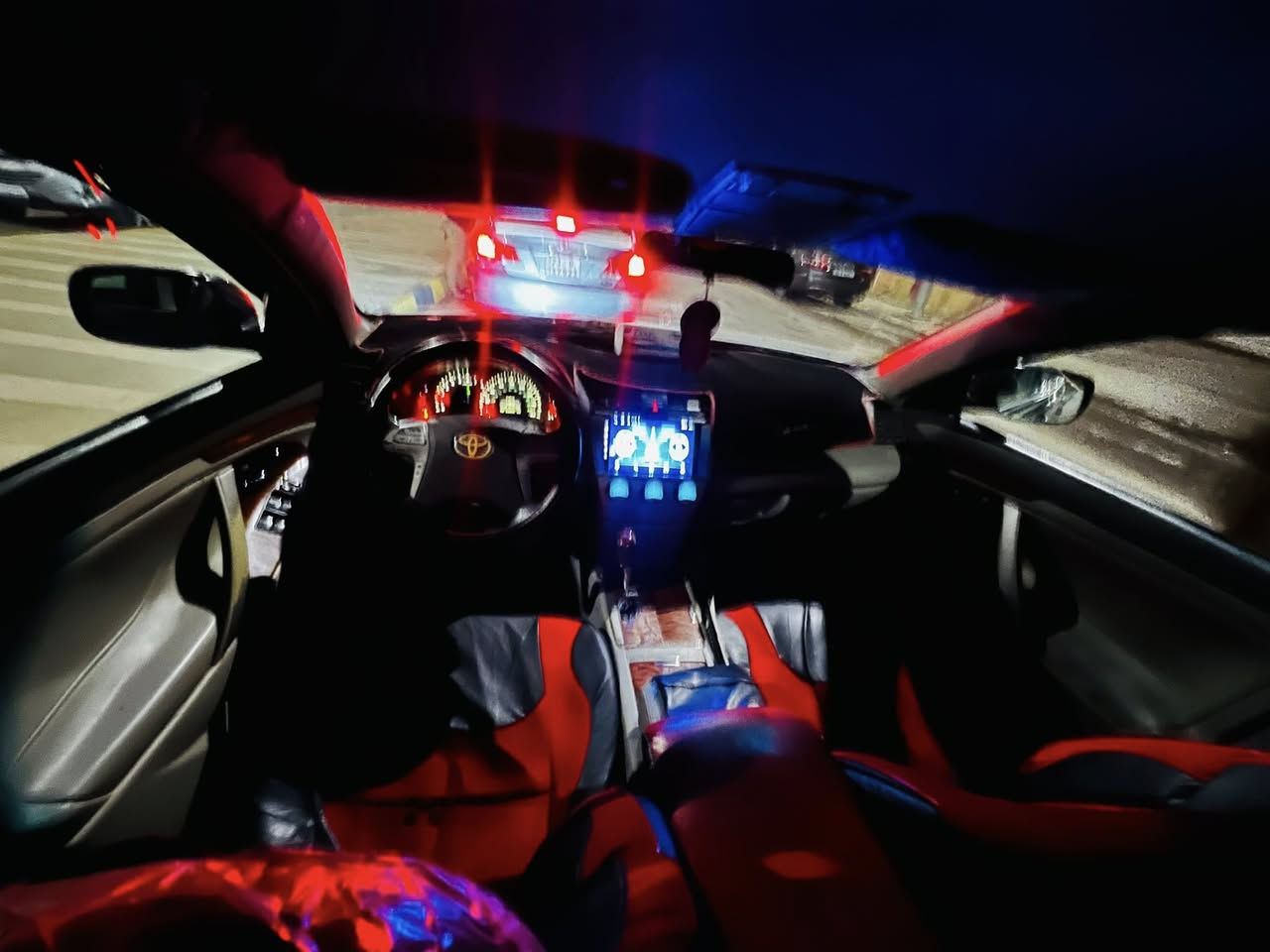 سلام عليكم كامري موديل ٢٠١١ امريكي رقم بغداد جديد هزه سنويه جدد كير محرك جدد صدر امامي خلفي جديد تخم تاير جديد باتري جديد تبريد ثلج لايت منضومه كامله  زنون سونار بيها لاحد يكلي شبيها ما بيها برغي ما ناقصها سياره نضيفه حيل مال جناي بل عافيه عل ياخذه 
دين مابيع ولا قصاط  
سعر ١٠٧ وبيها مجال الطيبين مكان سياره تكريت 
*********** بيه واتساب
