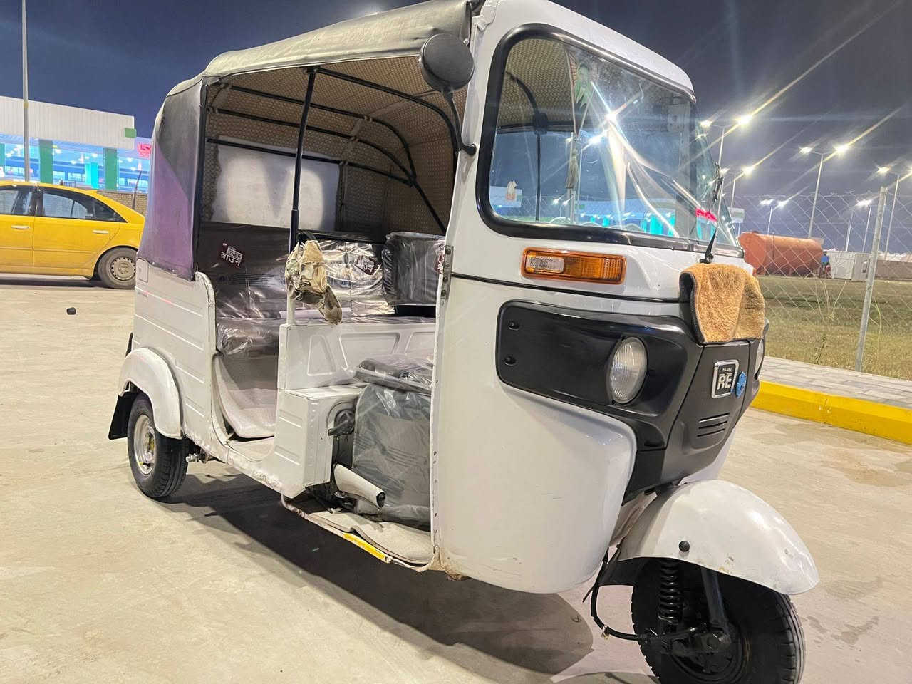 سلام عليكم تكتك 20 رقم واسط انكليزي تكتك كفاله مكفوله من الصبق والمعجون دوس بلاديه
تكتك كلها بلاديه مكينه خير من الله
تخم تاير جبلي جديد كهربيات شغاله وبلاديه
تكتك جاهزه علا خير حبايه مكاني كوت
موشراي عبر المنشور فدوه اروحلك
*********** الخاص مغلق
