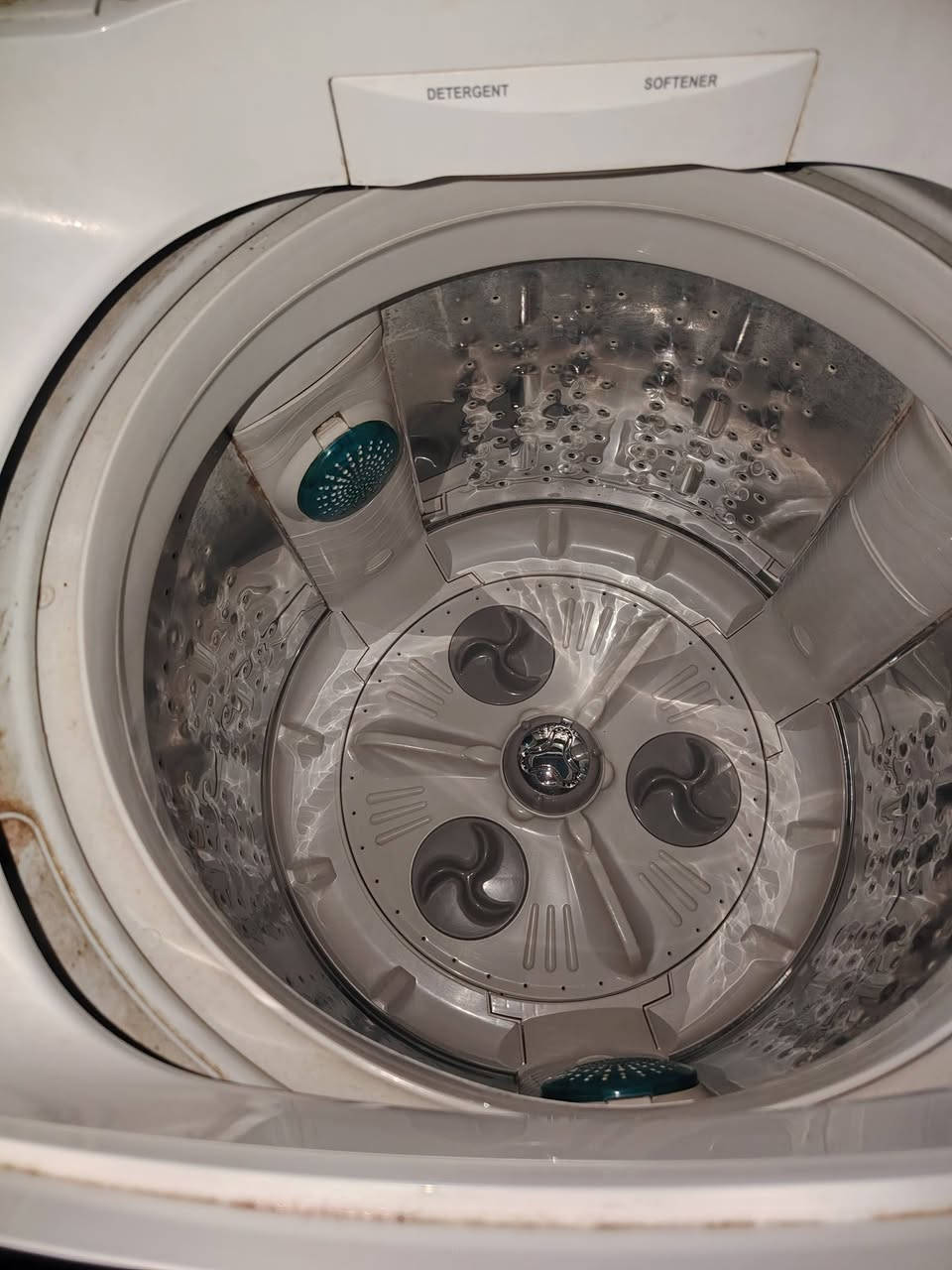 غساله سامسوك ١٧ كيلو
السعر ٢٠٠
***********
