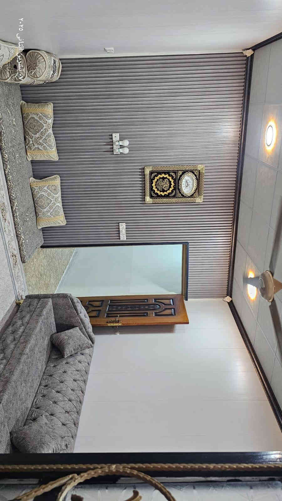 بيت للبيع 100م طابو صرف طابق واحد غرفتين نوم وهول استقبال وصحيات ومطبخ وحديقة وكراج الموقع كركوك حي النصر فرع عريض 20 م السعر 117 بي مجال رقم الهاتف *********** أبو محمد
