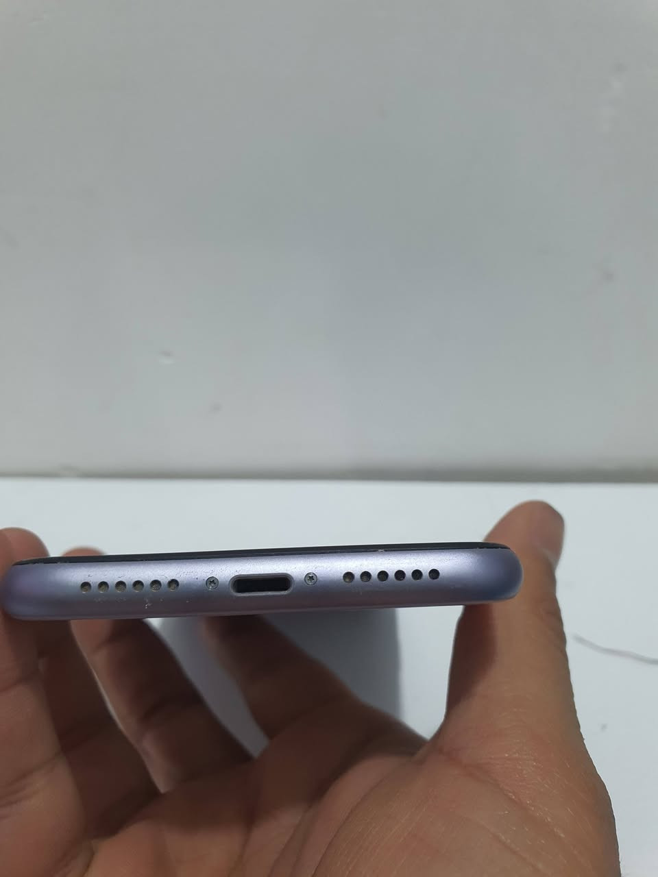 السلام عليكم توفر بمركز الثقة ايفون مستعمل
iPhone 11 
ذاكرة ١٢٨ 
بطارية ٨٧ 
Face ID ✅
السعر 260 الف 🔥🔥🔥
العنوان جسر ديالى القديم شارع ٧٠ 
الرقم
واتساب ***********
هاتف ***********
