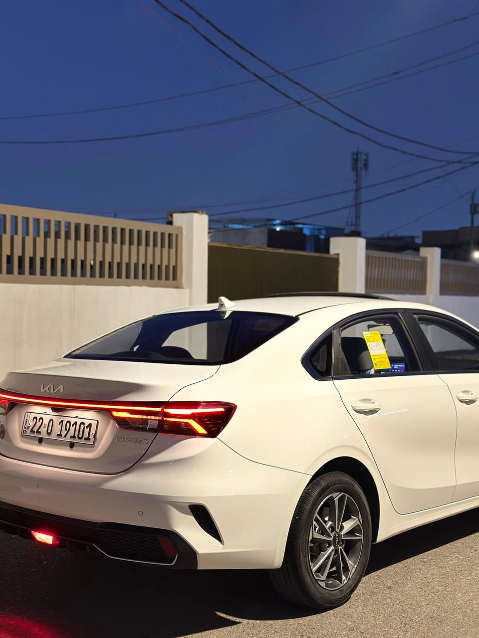 K3 2025 وكالة مجانية  اخت الزيرو الرقم اربيل بسم شركة 
فتحة 
بصمة  ‏ كي3 تجمع صيني ￼￼مروس عادي 
ماشي10 سياره جديد  
حساس امام + خلفي 
كامرة خلفية دوارة 
مرايات شفط 
شاشة كار بلاي 
هاند ابريك كهربائي 
داخل اسود المرغوب 
العنوان : البصرة القبلة حي الجامعة 
السعر : 149 ومجال بسيط 
الهاتف : ***********
