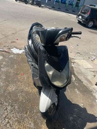 للبيع نقص نوزل بي خمده مكان بلديات  سعر ٤٥٠ مكينه مكفوله واذا عندك مرا...