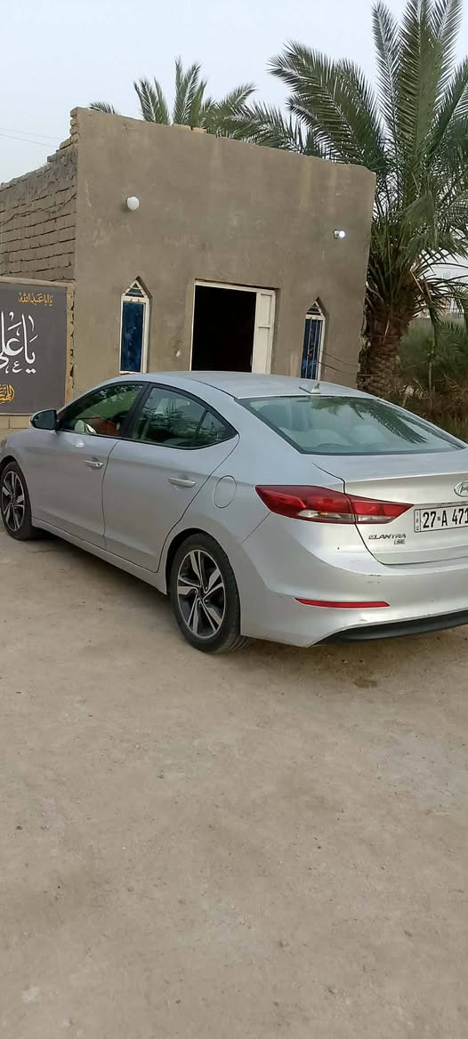 السلام عليكم
النترا موديل 2017  مكفوله تخم تاير جديد حداديه جديد مكينه جديده بأسمي للاستفسار الاتصال ***********
