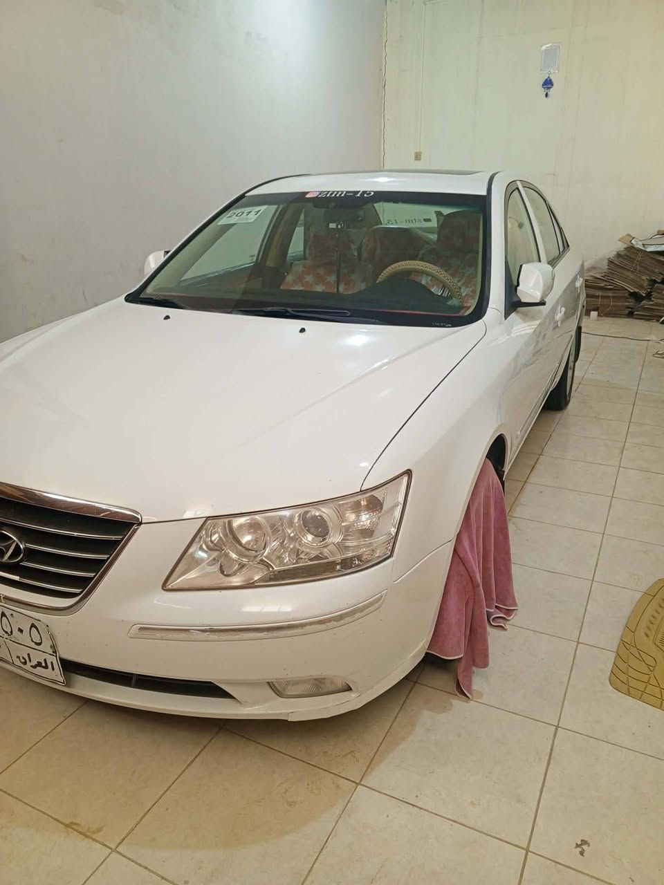 السلام عليكم سوناتا 2011 كفالة عامه محرك2000 
فول مواصفات سيارة مالت جناي ماشيه 130الف 
(بيها فقط اثر حالوب قليل) للاستفسار اكثر *********** سعر 135
