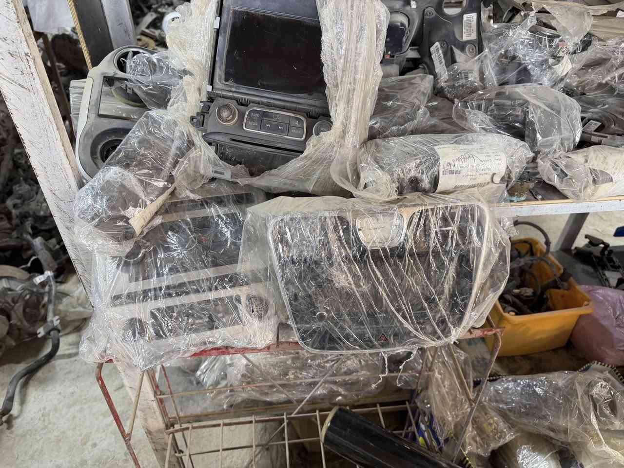 مجمع الحسين كربلاء المقدسة طويريج
متوفر جميع قطع الغيار لسيارات الامريكي 
هـ***********
