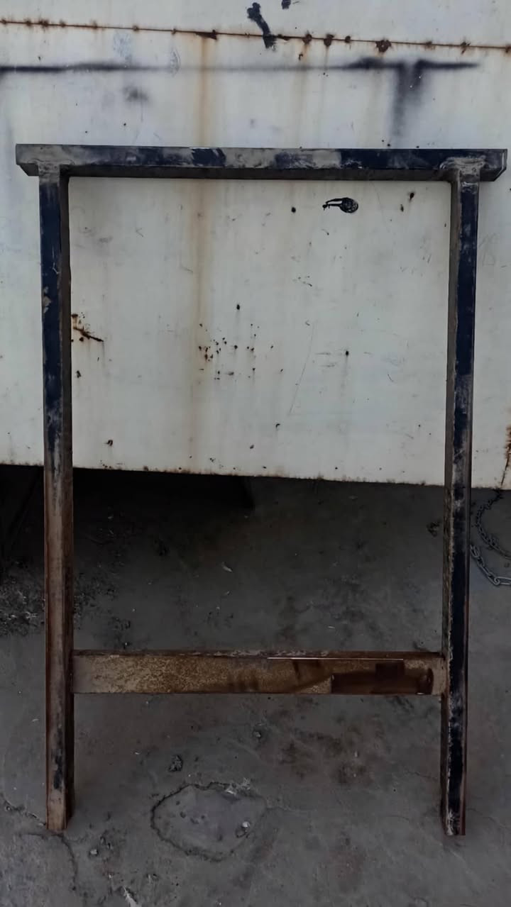 السلام عليكم تعلاوه مال بدي دايون للبيع السعر 10قفل قفل مكاني ناصريه مركز  الخاص مفتوح واتساب ***********
