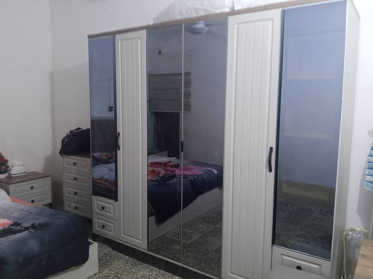 غرفة 8قطع اخت الجديدة سعر 850
المكان كربلأ حي النصر التواصل ***********
