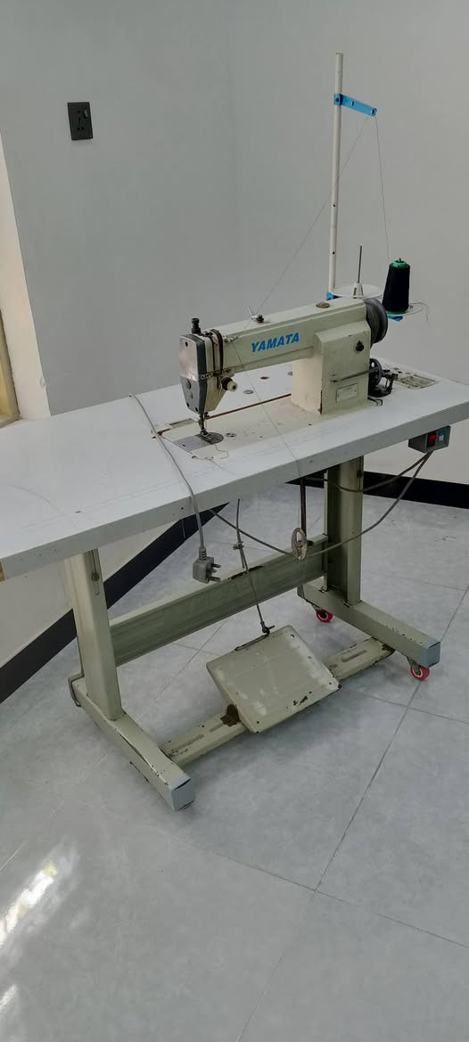 سلام عليكم
مكينه خياطه جديده للبيع سعره 150المكان بغداد حي السفير قرب اسواق ابو عراق 
الرقم ***********
