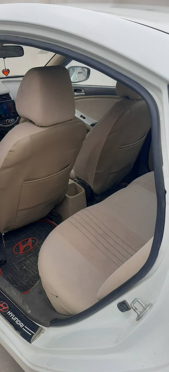 اكسنت 2013 للبيع
وارد كوري / محرك 16 / كير عادي 
رقم دهوك مسطرة / سنوية لغاية  27 بأسمي
محرك كير شرط 
بدون حادث ملاحضات فقط 
السعر 100 
***********
