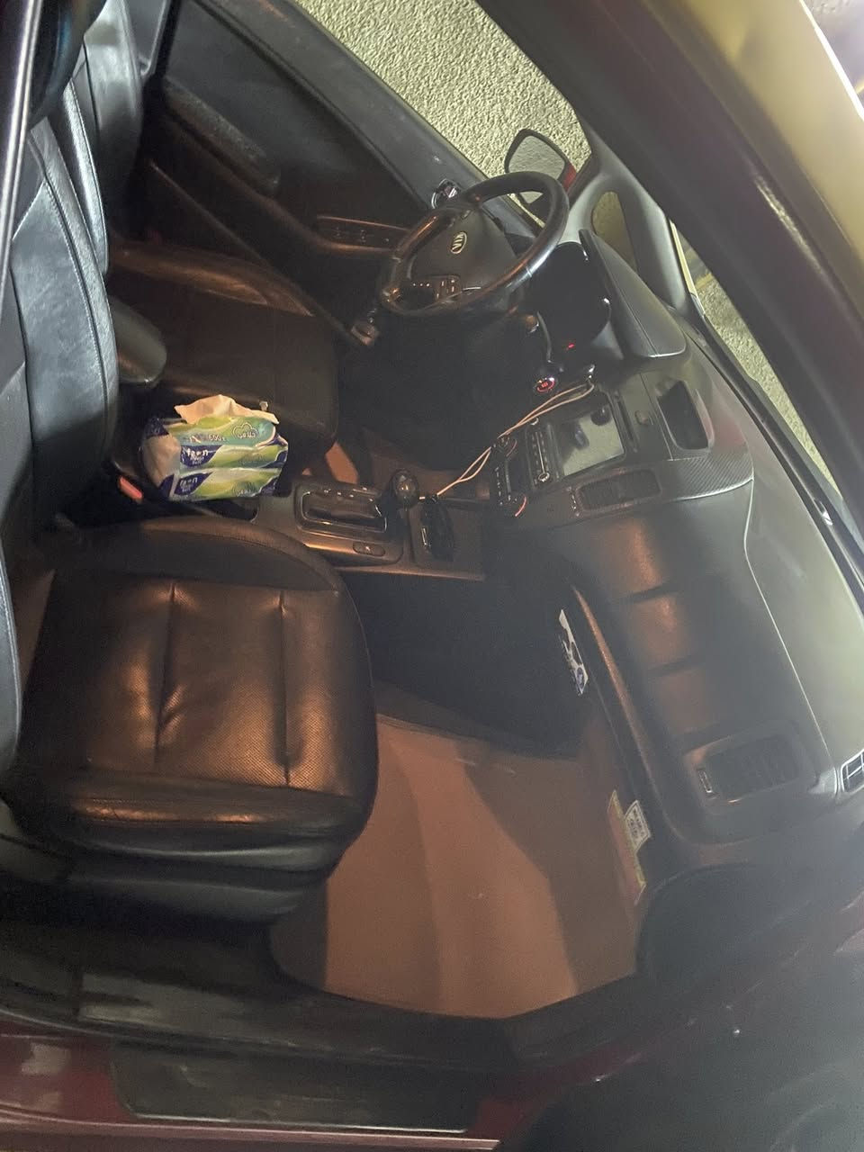 فورتي موديل ١٤فول مكينة ٢٠٠حادث بنيد تبديل فقط بدون ايرباك السعر ٩٩مكاني بغداد مدينة الصدر ***********
