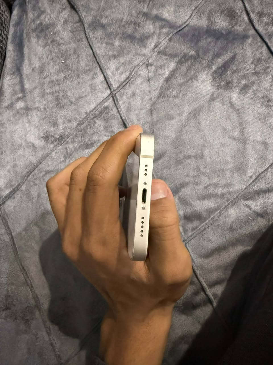 السلام عليكم ورحمة الله وبركاته
13 عادي 
ذاكرة : 128
بطارية : 89
اللون : ابيض 
الجهاز نورمال كله مامفتوح وبي ضمان انطيك الجهاز شخط مابي تجي تشوفه كدام عينك وين ماتريد افحص 
السعر : 430 وبي مجال ابو 390 لاتدخل 
تريد تخابرني هنا *********** لاتراسلني واتساب مارد خابرني او راسلني خاص
