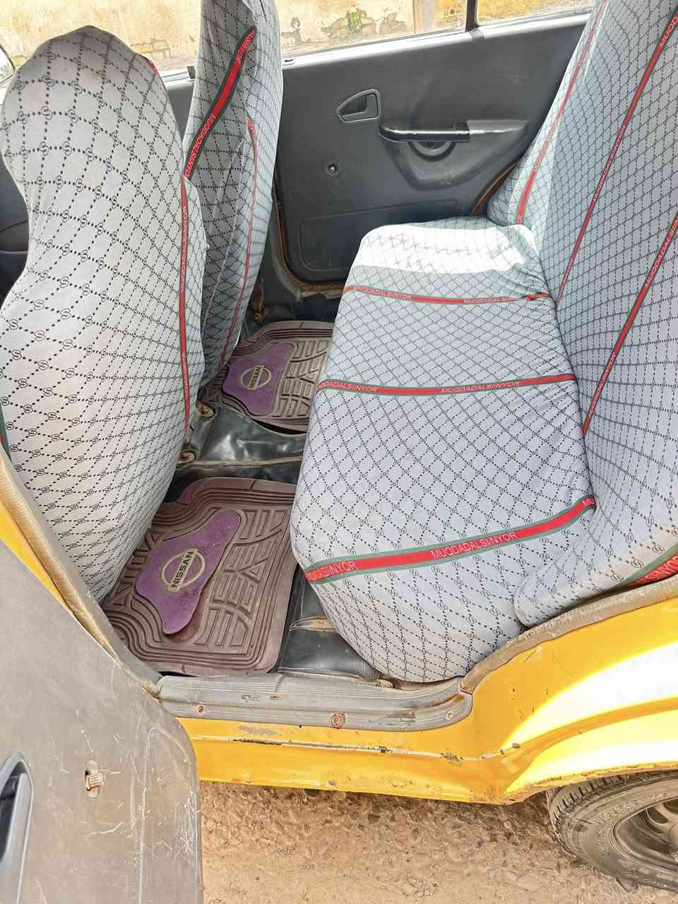 السلام عليكم سياره سايباا موديل ١٢ رقم بغداد احمر سنويه عظم عاج كير مكينه نضيفات حداديه جديده كهربائيات كله شغاله تاير نص عمر براكيت نضيف ول كشره شوف العين السعر ١٣ ورقه وبيه مجال العنوان ميسان قضاء علي الغربي الاتصال ***********
