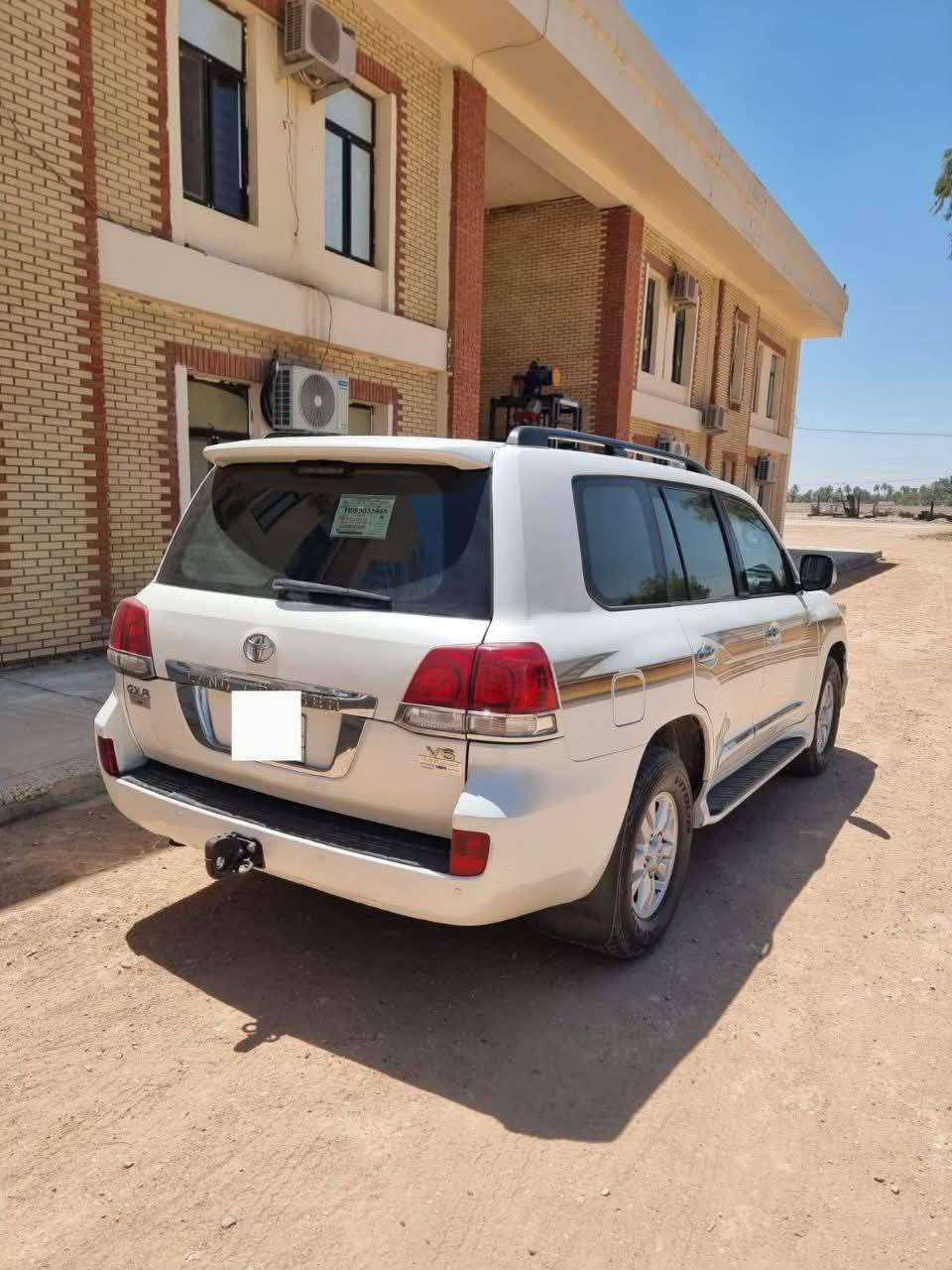 لاندكروز 2009 بريم رقم بغداد بإسمي كفاله عامه من كلشي بيع او مراوس للاستفسار ***********. (خاص ماكو اتصل ع الرقم)
