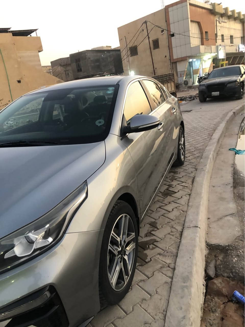 سلام عليكم
كيا سيراتو vip 2020(#خليجي)
فول مواصفات 1/1
المواصفات
بصمه تشغيل ابواب وجنطه
فتحه سقف
حساس امامي خلفي
شاحن تلفون لاسلكي
شاشه كبيره بلاديه ابل كار بلي
كامره بلاديه
لد نهاري رباعي
لايت زنون
لد خلفي
كرسي كهرباء
كرسي جلد بلادي
كرسي تدفئه
تحكم ستيرن جهتين
اشارة ب المراي
المراة الجانبيه كهرباء
مرايه وسطيه اوتو دم(يعني تضلل بس يضرب بيها اللايت
شفتات ستيرن 
قطعتين تبريد
ويل كب حجم17 حتى حته سبير ويل كب
شاشه اعطال
رقم اربيل وكاله تحويل ماكو مشكله
السعر160
رقم *********** البصرة, العراق
