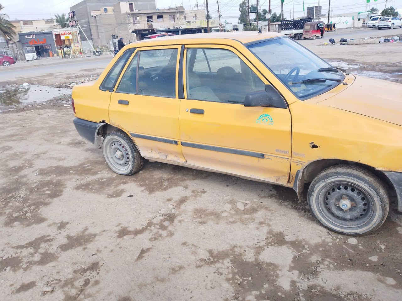 سلام عليكم اخواني رجعتلكم بعد غياب وكعه صحيه اليوم جايبلكم  سيارات ومناسبات وحلوات وجاهزات ،،،، سايبا موديل 10 كير محرك خير من الله صدر حداديه جيده تخم تاير جديد ابو الخط الابيض غرفتها حلوه وسياره كبل لشارع عنواني بغداد *********** سعر 9 وبيها مجال
