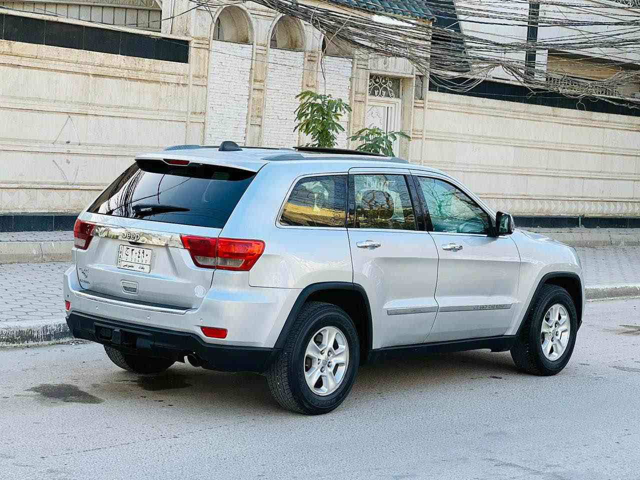 جيب لاريدو مديل 2011   فول مواصفات لمتت سعر 124وبيه مجال للاستفسار الاتصال***********  وارد مريكي جاملغ بدون دواخل وبيه رشات صبغ جماليه مواصفات فول و 1عله1 اعله فئة داخل قرميطي بنرامه بصمه تشغيل  بصمه بواب  سيدي بلجكمجه تشغيل عن بعد جنطه شفط كشنات جلد وكهربائي وتدفئة تبريد بلكشن شاشه جبيره كامره دواره مري قلاب ثلث وضعيات قياده مثبت سرعه تحكم ستيرن قطعتين ستيرن كهربائ وبعد بيهه هواي مواصفات مكينه سته 6سلندر 3600  حداديه جديده تبريد شغال رقم بغداد سنويه لل 28مشروع وطني سياره جديده واحله من صور مكان سياره كربلاء كربلاء, العراق
