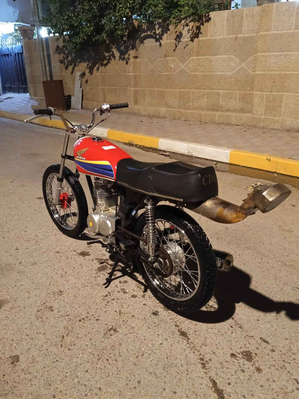 السلام عليكم للبيع نامه شلامجه 2024 ب450 قفل ***********
