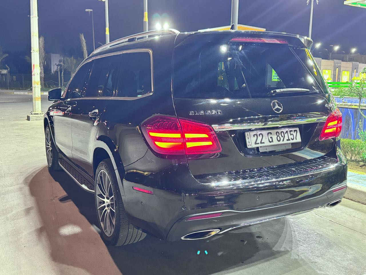 موديل 2017 وارد اوربي 

ماشية 102  الف كيلو متر حقيقي 

مواصفات السيارة فول الفول

🔺بدي amg

🔺بنوراما

🔺كامرات ٣٦٠ درجة

🔺لايتات لد ذكية

🔺 كشنات دزاينو

🔺كنشات جلد لون مشمشي

🔺كشنات مساج متعددة الانواع

🔺سماعات هارمن كاردون ( harman/kardon)

🔺جكات تصعد و تنزل

🔺ويالة amg بلادية

🔺كشنات ميموري 

🔺كشنات كهرباء

🔺شاشات خلفية 

🔺كشنات تدفئة و تبريد

🔺ابواب شفط

🔺ابواب بصمة فتح و قفل 

🔺حساسات

🔺رادارات

🔺اوتو ستوب

🔺اوتو هولد

🔺بريك كهربائي

🔺تحكمات ستيرن كاملة

🔺٦ انضمات قيادة بيها

🔺كب هولدر تدفئة و تبريد

🔺 7 راكب 

و بعد هواية مواصفات متنذكر

السيارة كلش جديد و دينار متصرف عليها على  وضع الشركة 

السيارة بيها جاملغ خلفي و باب خلفي جهه السايق صبغ اثر شخوط بدون ضربة او ايرباك وشرط الفحص ....

السيارة مرقم رقم اربيل الدولي بأسمي شخصيآ وبيها كتاب تضليل 

العنوان : بغداد رئاسه العبيدي 

السعر  365 ورقه وبيها مجال بسيط 

للاستفسار ***********
