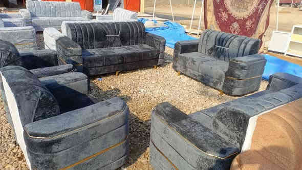 السلام عليكم 👋 
متابعينا الاعزاء 
توفر لدينا اتخومة جديدة 💥💥 
عشر مقاعد اقماش خاولي 
شغل ممتاز والأسعار مناسبة 💵💵 
العنوان الصويرة مقابل محطة رضا الصالح الثانية 
قرب مطعم هنداس بالسايد إلي رايح عالصويرة 
***********واتساب
